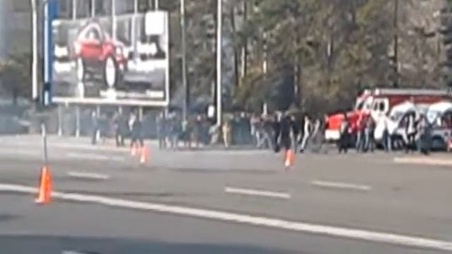 Фигурное вождение. Алматы, Казахстан. 2009 смотреть онлайн