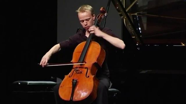 1. Zoltan Kodaly: Sonata for solo cello opus 8, Allegro maestoso ma appassionata смотреть онлайн