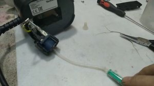 Отпариватель Tefal DT3030 помпа работает, пара нет.