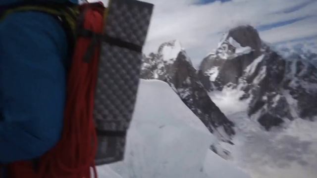 Climbing Latok 1 from the north смотреть онлайн