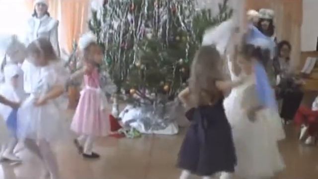 Танец "Зима-красавица" смотреть онлайн
