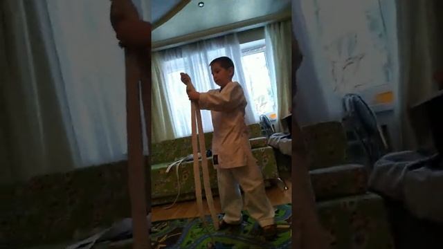 Как завязать пояс по каратэ смотреть онлайн
