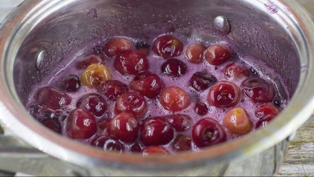 Варенье из черешни с косточкой - быстро готовится, замечательный вкус! смотреть онлайн