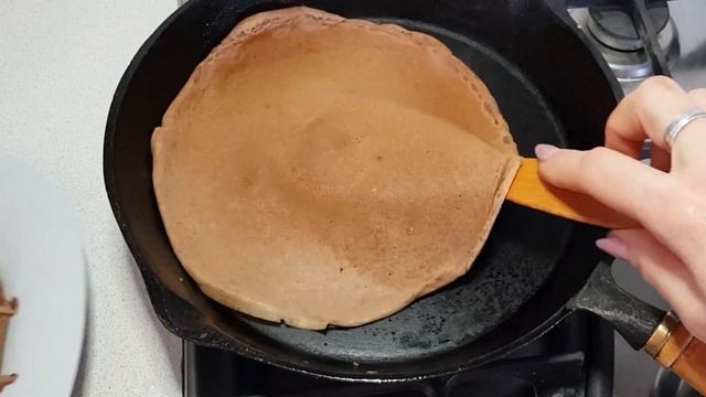 Таких ВКУСНЫХ БЛИНОВ к МАСЛЕНИЦЕ еще не пробовала! АЖУРНЫЕ шоколадные БЛИНЫ! смотреть онлайн