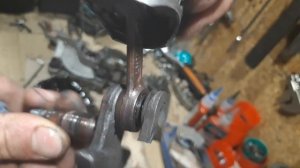 Бензопила Лесхоза - люфт коленвала, что опять картер всё?