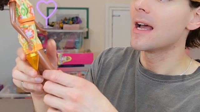 Defa Lucy VS Barbie! Should Barbie Be Scared? смотреть онлайн