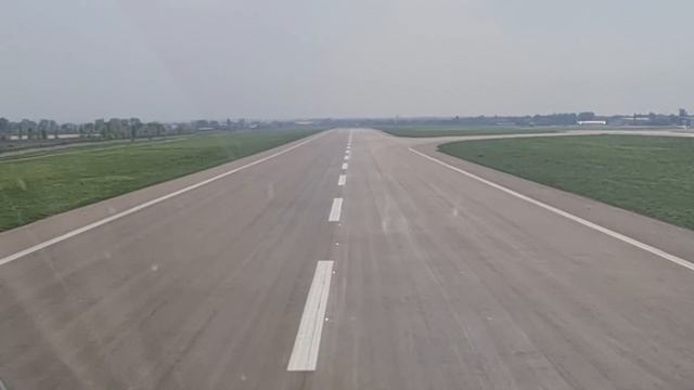 Алматы Ан-225 МРИЯ. Еще одна посадка самого большого самолета в мире из кабины экипажа. смотреть онлайн
