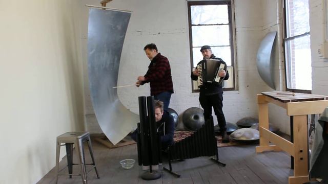 Chris Andersen - Glass Drone Instruments - Bowed Sheet Metal - Accordion - 2 смотреть онлайн