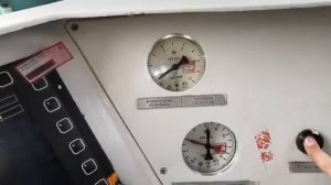 Электровоз 2ЭС5К(3ЭС5К) кран машиниста усл№130, приёмка и смена кабины управления.