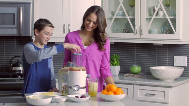 3-in-1 Total Juicer смотреть онлайн