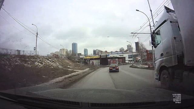 Включите снег уже! Новосибирск в первый день зимы смотреть онлайн