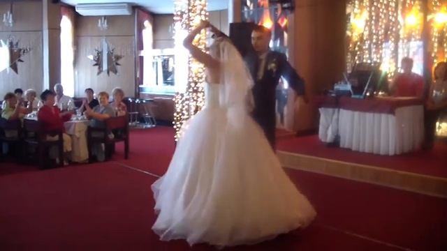 Свадебный танец Руслана и Анны. смотреть онлайн