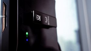 OKAMI Q75 | Робот-мойщик окон с подачей воды и защитой от падения | Официальный обзор