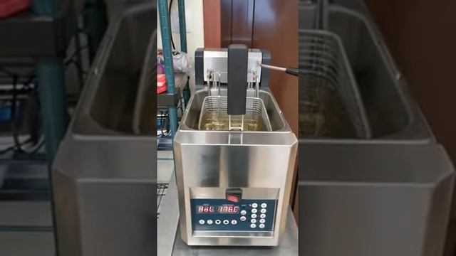 Фритюрница настольная электрическая Nopein NTT8E смотреть онлайн