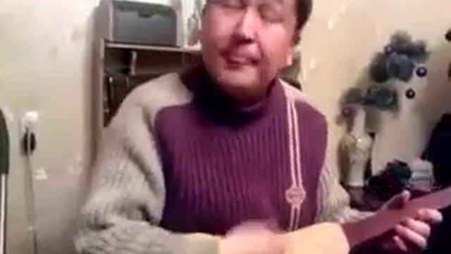 ЭЛМИРБЕК ИМАНАЛИЕВ: ГҮЛКАЙЫР... ЖҮРӨКТҮ ЭЗГЕН ЫР... смотреть онлайн