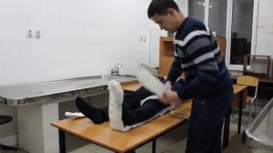 Наложение лестничной шины Крамера на голень