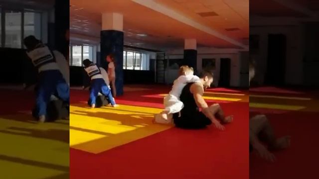 Красота жизни. Семейное дзюдо смотреть онлайн