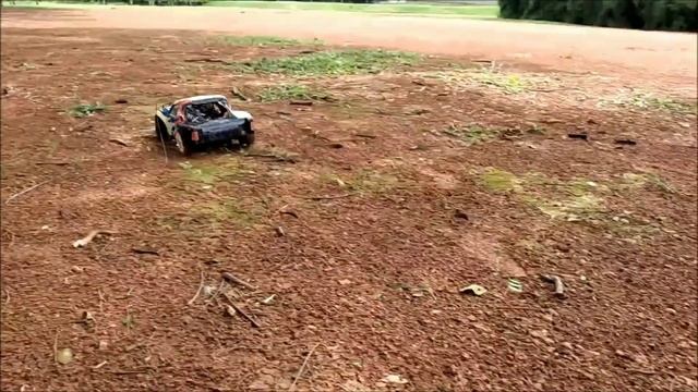 RC SCT murah. versi mini Traxxas UDR - HSP BREAKER смотреть онлайн