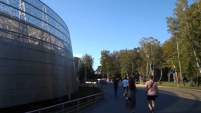 Янтарь-Холл, Светлогорск, перед "Голосящим КиВиНом-2018" (A holiday of humor in Svetlogorsk) смотреть онлайн