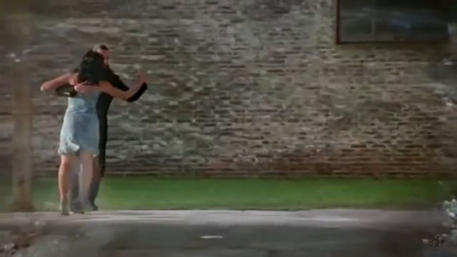 Танго - Алексей Карелин - ст,Марина Кабанова - муз,А,Карелин смотреть онлайн