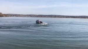 Замер скорости на лодке Риф Тритон 390 / Обзор лодки Риф Тритон 390 / Дистанция на лодку Риф Тритон