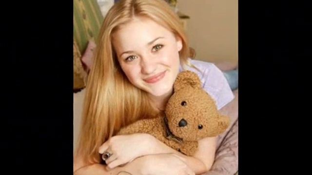 Amanda Michalka смотреть онлайн