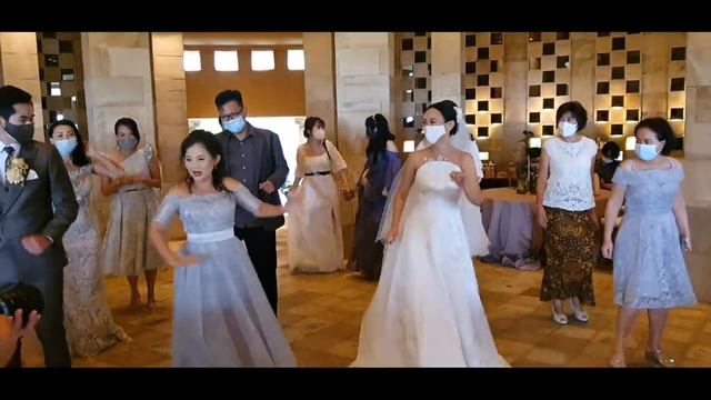 Wedding Flashmob David & Clarisa | Baby Merry You Bachata Line Dance| At Hotel Amanjiwo Borobudur