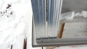 Универсальная установка наружных углов Альта Профиль на фасаде дома