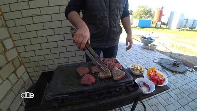 СТЕЙК ИЗ ГОВЯДИНЫ НА КАМНЕ-ПОШАГОВОЕ ПРИГОТОВЛЕНИЕ смотреть онлайн