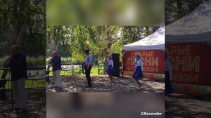 Милого узнаю по походке