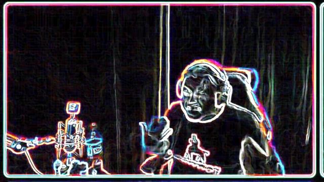 КАК ВОВРЕМЯ У МЕНЯ ЗАЛАГАЛО но vocoded Фотографирую Закат | Пятёрка Vocoded Фотографирую закат смотреть онлайн
