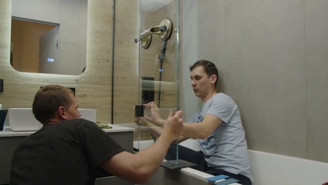 ПЕРЕГОРОДКА В ВАННУЮ | УСТАНОВКА СТЕКЛЯННОЙ ШТОРКИ смотреть онлайн