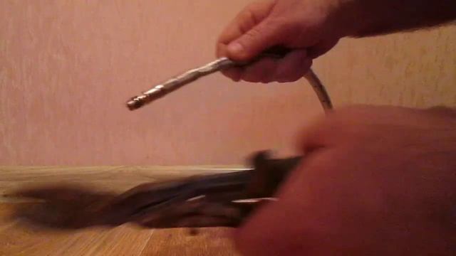 Сравниваем гибкие подводи для воды.Тестируем гибкие шланги смотреть онлайн