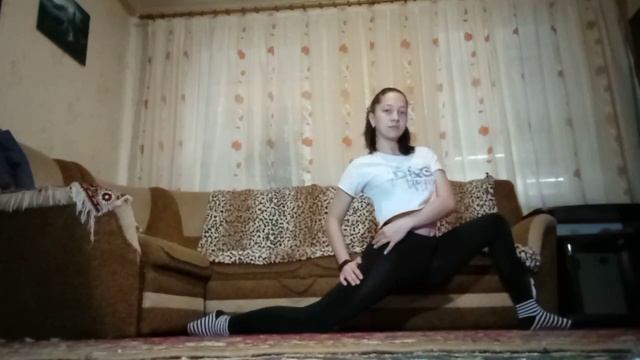 ??♀️ Растяжка шпагатов ??♀️ для более продвинутых ??♀️ смотреть онлайн