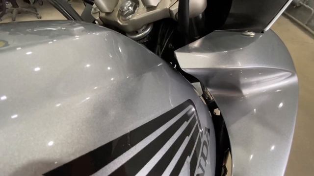 Осмотр Honda CBF1000A (2009) смотреть онлайн