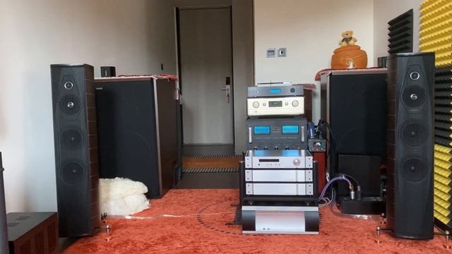 Sonus Faber Olympica III SE Accuphase C280V McIntosh MC2600 - Temptation - Diana Krall смотреть онлайн