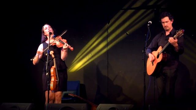 Nancy Kerr & James Fagan - Little Drummer смотреть онлайн