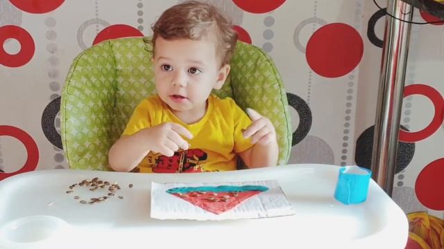 Мелкая моторика для малышей и детей 1-3 года, Развивающая игра, игра своими руками из пластилина смотреть онлайн