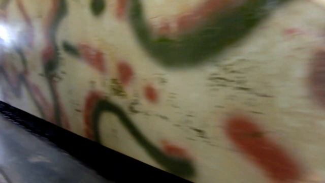 Женщина и танки. Кубинка. Музей бронетехники. смотреть онлайн