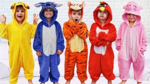 Learn colors with Five Bad Baby Jumping on the bed song nursery rhyme for children Kids songs