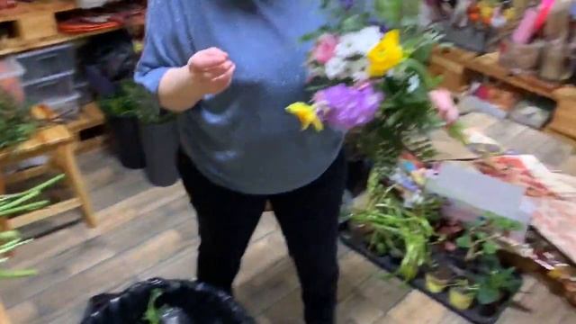 Букет для нежной девушки | Получательница плакала от счастья смотреть онлайн