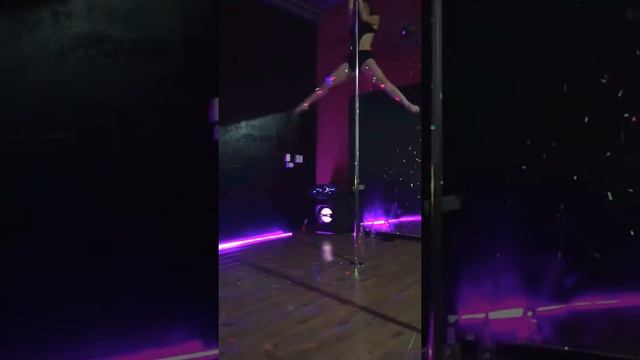 Apresentação Enis смотреть онлайн