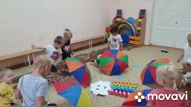 Танец "Тучка" в 1 младшей группе. Музыкальный руководитель Габдулхаликова Э. Г. смотреть онлайн