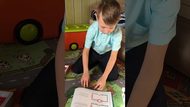 Электронный конструктор знаток смотреть онлайн