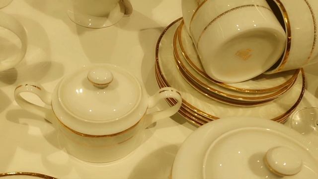 Красивые столовые приборы. Посуда. Красивая сервировка стола. Как сервировать стол. смотреть онлайн