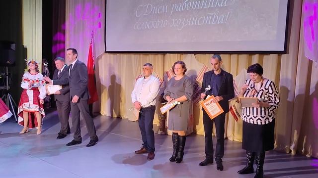 У Іўі прайшла ўрачыстасць з нагоды Дня работнікаў сельскай гаспадаркі і перапрацоўчай прамысловасці