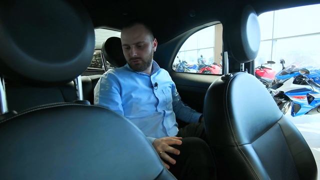 Обзор автомобиля Fiat 500 Electro смотреть онлайн