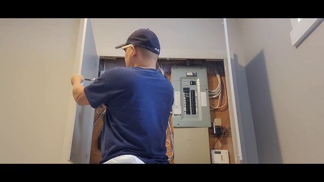 HOW TO INSTALL ELECTRICAL PANEL COVER смотреть онлайн