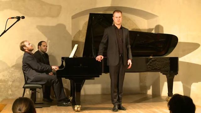 Martin Vodrážka - baritone, Pavel Voráček - piano. Dvořák - Biblické písně / Biblical Songs No. 9 смотреть онлайн
