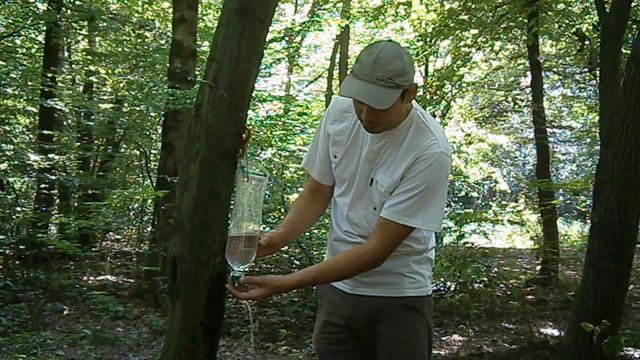 Походный рукомойник умывальник своими руками. DIY Portable Outdoor hand washing tap device смотреть онлайн